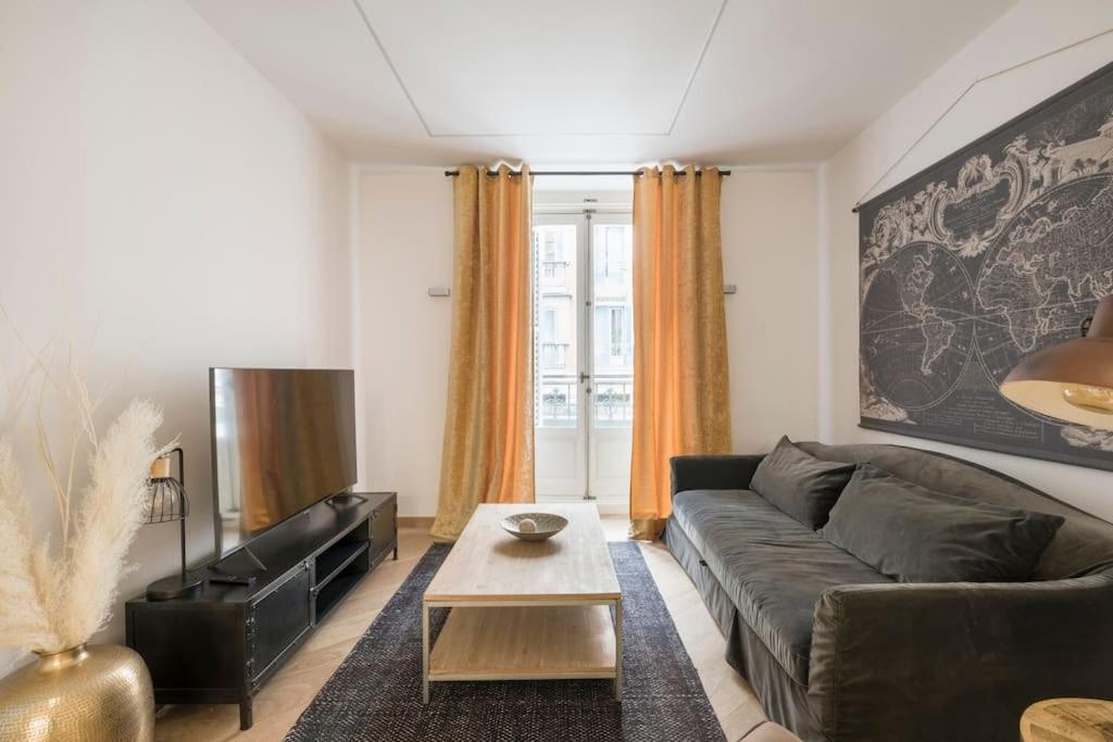 Lujoso Apartamento Cerca De Plaza Mayor Мадрид Екстер'єр фото